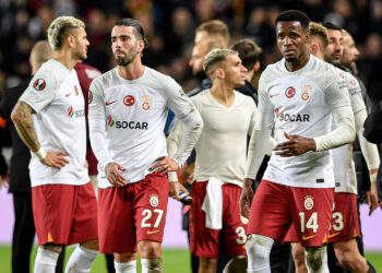 UEFA, Galatasaray'a verdiği cezaları açıkladı