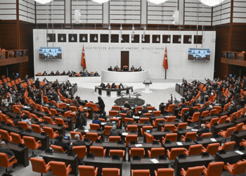 Uzun tatil sona eriyor... TBMM'nin gündemi yoğun: Yargıdan içişlerine birçok konu masada!