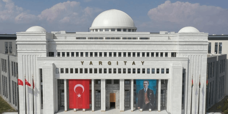 Yargıtay'da başkanlık yarışı kaldığı yerden devam etti: On birinci turda da kazanan yok