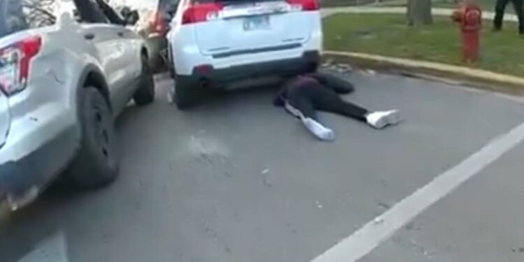 ABD’de, polisin 96 kurşun sıktığı siyah Dexter Reed öldü