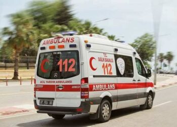 Beykoz’da ambulansa yol vermeyen sürücüye 30 bin lira ceza verildi