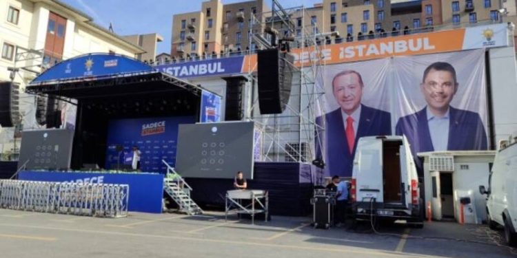 Giderayak milyonlarca liralık ihale verdiler