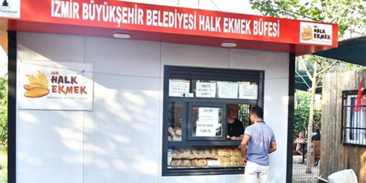 İzmir’de ekmek zammı geri alındı