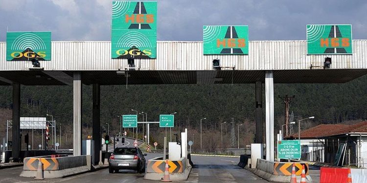 Köprü ve otoyollar bayramda ücretsiz olacak