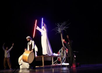 ‘Derwêş yan Gudû’ oyunu ayakta alkışlandı