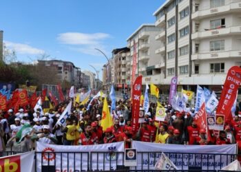 İşçiler Musa Anter Parkı’nda taleplerini haykıracak