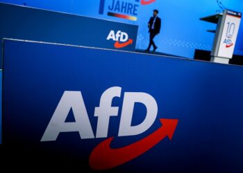 Almanya’da siyasetçilere saldırılar sürüyor, bu kez hedefte aşırı sağcılar var