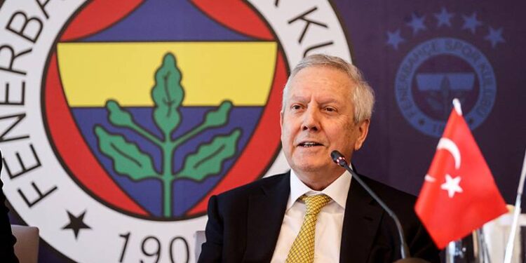 Aziz Yıldırım'ın torunu, Fenerbahçeliyken Galatasaraylı olmuş
