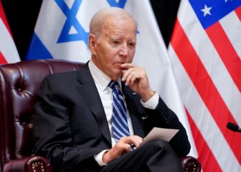 Biden silah yardımı ile tehdit etti, İsrail vurmaya devam ediyor