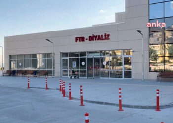 Burdur'da diyaliz sonrası rahatsızlanan 33 hastadan 4'ü entübe edildi