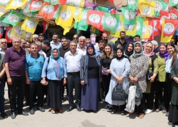 DEM Parti Curnê Reş’te seçim çalışmalarını hızlandırdı