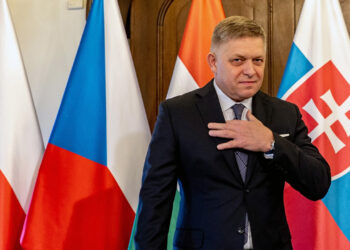 Dünya liderlerinden Slovakya Başbakanı Fico'ya yönelik silahlı saldırıya kınama