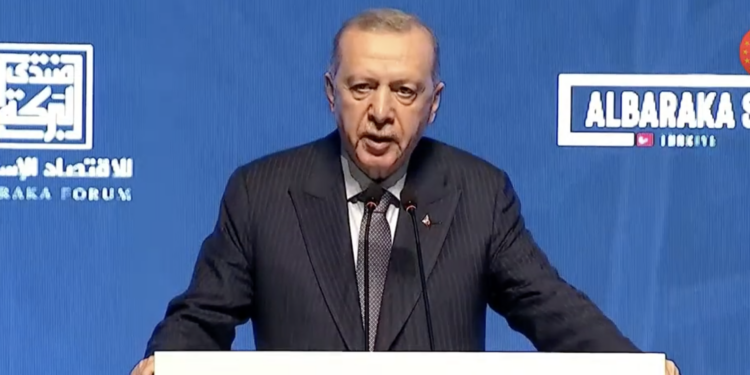 Erdoğan, ‘yastık altı’ çağrısını tekrarladı: Ön yargılar hala kırılmadı