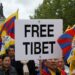 FRANSA | Paris’te toplanan Tibetliler, Xi Jinping’in Fransa ziyaretini protesto etti