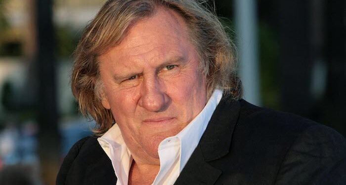 FRANSA | Ünlü aktör Gérard Depardieu cinsel saldırı suçlamalarıyla gözaltına alındı