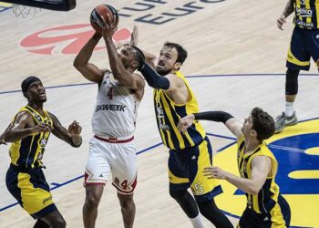 Fenerbahçe Beko, Final-Four şansını 5. maça bıraktı
