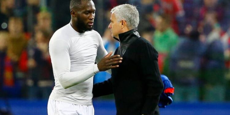Fenerbahçe'de Jose Mourinho ve Romelu Lukaku sesleri!