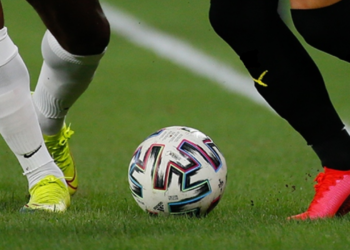 Futbolda 'yasa dışı bahis' soruşturması: 5 futbolcu ifadeye çağrıldı