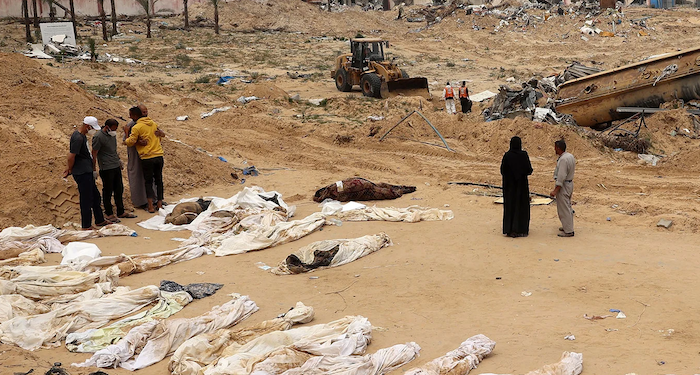 GAZZE | Vahşet sınır tanımıyor; toplu mezarlardan çıkan bedenlerde işkence izlerine rastlandı