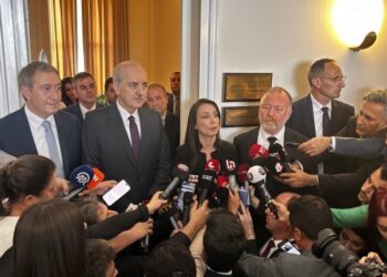 Hatimoğulları: Yol temizliğine ihtiyaç var