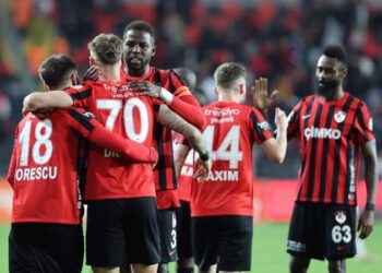 Küme düşme hattındaki Gaziantep FK nefes aldı