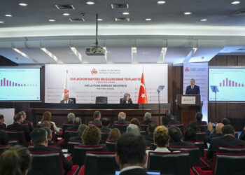 Merkez Bankası da havlu attı