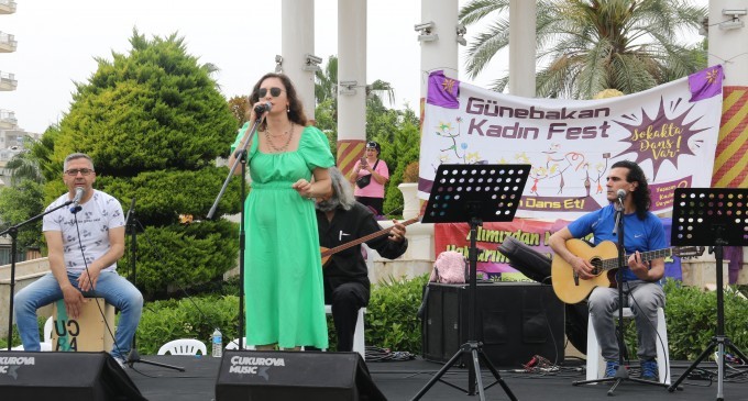 Mersin’de kadınlardan ‘eşitlik için dans et’ festivali