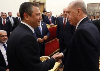 Mevcut anayasa bir ‘darbe anayasası’ değil ‘AKP anayasası’dır