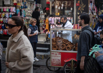 Nisan ayı enflasyon verileri açıklandı. Yıllık enflasyon: TÜİK’e göre yüzde 69,80; ENAG’a göre yüzde 124,35