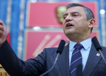 Özgür Özel'den Büyük Emekli Mitingi'ne çağrı