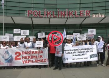 Sağlık çalışanlarında 'iki dakikada bir muayene' protestosu: 'Sorunun kaynağı iktidardır'