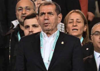 Şimdi ben stada geldim, yüreğin yetiyorsa, şu kadar delikanlılığın varsa gel buradayım!