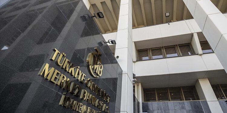 TCMB'den döviz kredilere sınır ve zorunlu karşılık kararı