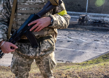 Ukrayna Devlet Başkanı Zelenskiy onayladı: Binlerce Ukraynalı mahkum orduya alınacak