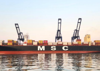 Umman Denizi’nde Portekiz bandıralı konteyner gemisine İHA saldırısı