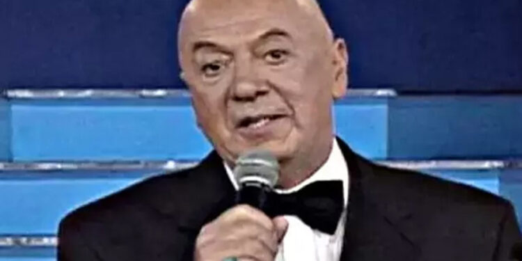 Ünlü sunucu Erkan Yolaç, 89 yaşında hayatını kaybetti