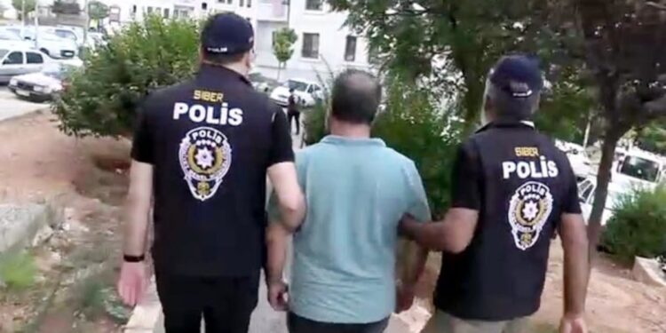 300 milyon dolarlık sanal bahis çetesine operasyon: 89 gözaltı