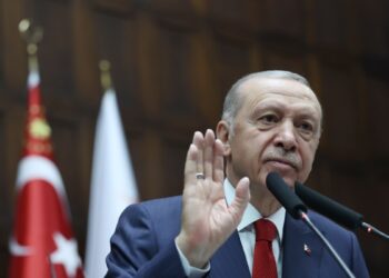 Cumhurbaşkanı Erdoğan, “Türkiye Lübnan’ın yanında” mesajı verdi, İsrail Dışişleri Bakanı “Savaş suçlusu” dedi