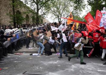 1 Mayıs'ta tutuklanan 11 kişi yurt dışına çıkış yasağı şartıyla tahliye edildi
