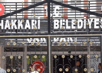 115 sanatçı ve aydından ortak açıklama: Kayyım uygulamasına son verilmelidir!