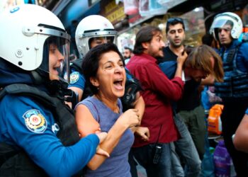 Küresel Haklar Endeksi’nde Türkiye yine en kötü 10 ülke arasında: “İşçi hakları sistematik saldırı altında”