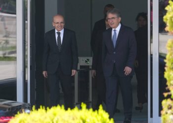 Bakan Şimşek’ten, Karatepe’nin “anlaşma sağlayamadık” sözlerine tepki: Tribün ve taraftar kaygısıyla verilmiş mesajlar