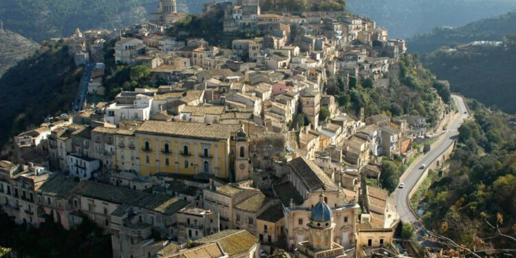 '3 euroya ev alma' kampanyası geri döndü: İşte şartları...