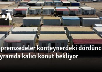 Depremzedeler konteynerdeki dördüncü bayramda kalıcı konut bekliyor