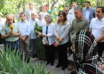 Vedat Aydın mezarı başında anıldı