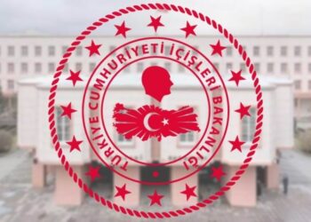 Mahkeme kararı olmadan belediye eşbaşkanlarına yurt dışı yasağı
