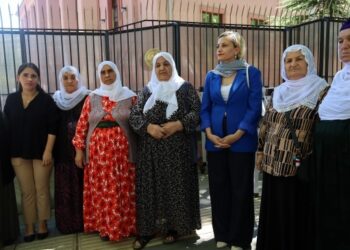 Tutsak yakınları Adalet Bakanlığı önünde eylemde