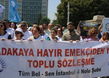 Sosyal denge tazminatı alamayan emekçiler İBB’yi protesto etti
