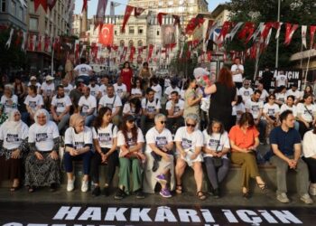 İstanbul’da kayyıma karşı Adalet Nöbeti: Üçüncü yol cephe mücadelesi güçlendirilmeli