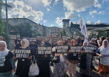 İstanbul’da kayyıma karşı miting öncesi yürüyüş | CANLI